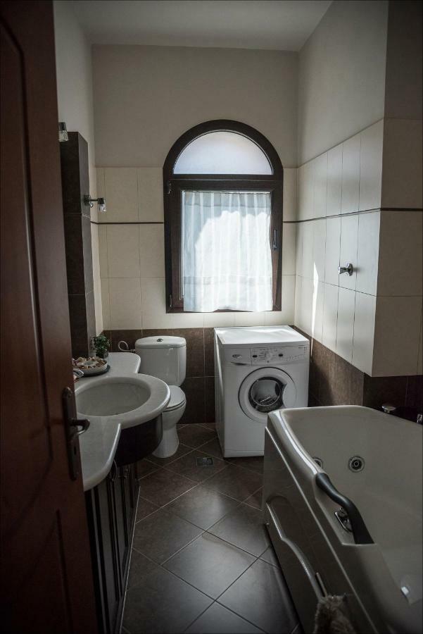 ミストラ Stone Mansion Anavryti, Αμα 20569ヴィラ エクステリア 写真